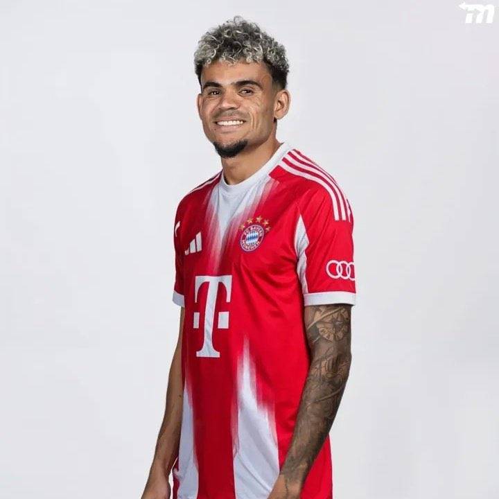 瑞天空：拜仁将总价8000万欧报价迪亚斯，利物浦望投入伊萨克交易